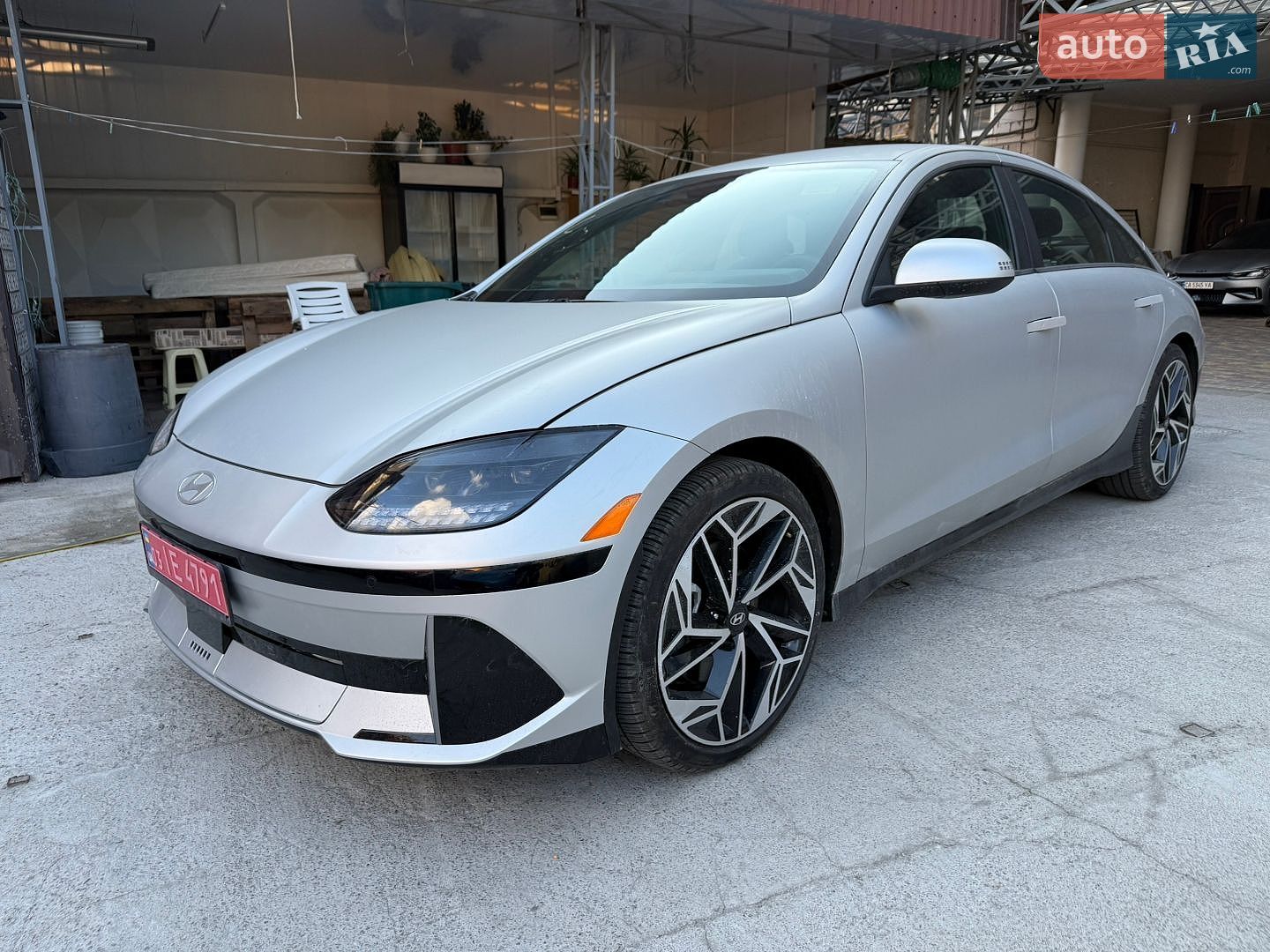Hyundai Ioniq 6 2023 VIN KMHM34AA4PA041769 фото оголошення 6 з 28