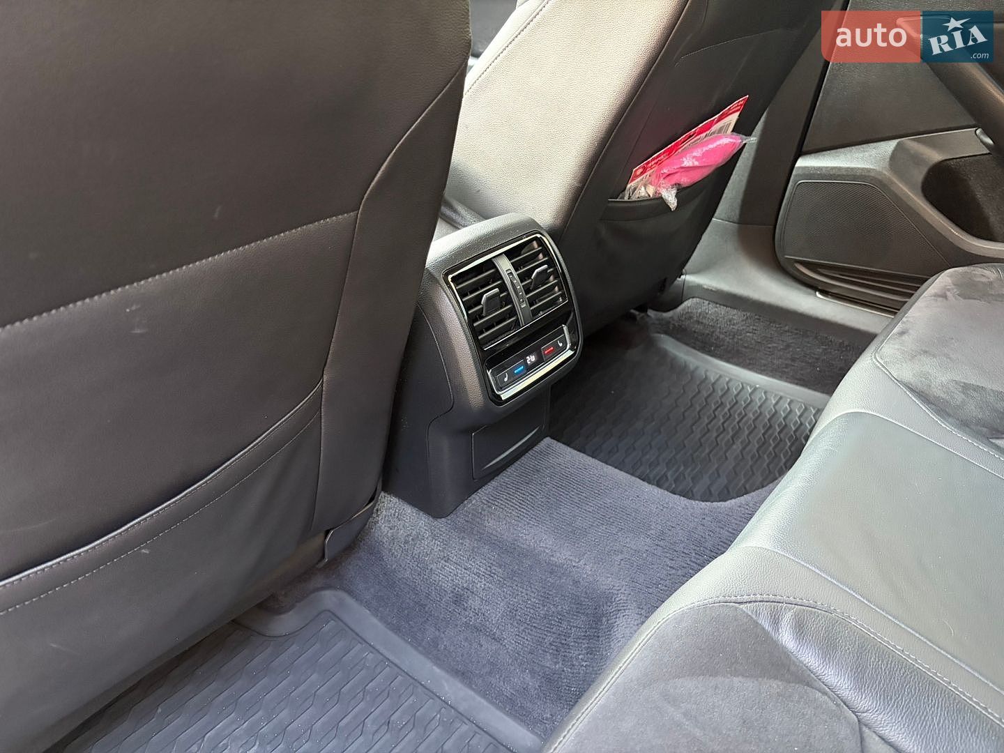 Volkswagen Arteon 2018 VIN WVWZZZ3HZJE527096 фото оголошення 14 з 37