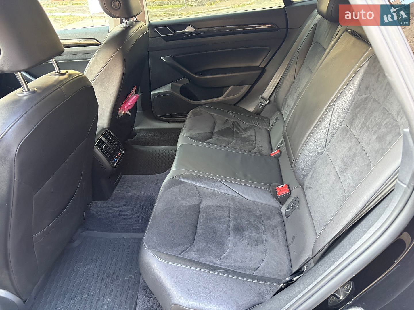Volkswagen Arteon 2018 VIN WVWZZZ3HZJE527096 фото оголошення 18 з 37
