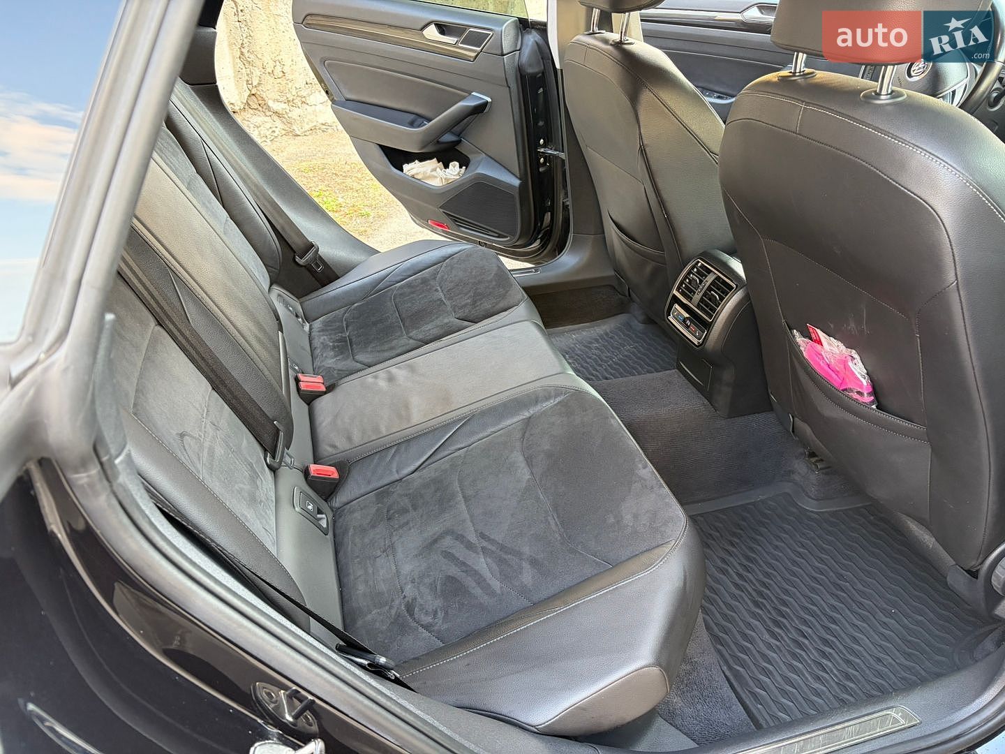 Volkswagen Arteon 2018 VIN WVWZZZ3HZJE527096 фото оголошення 21 з 37