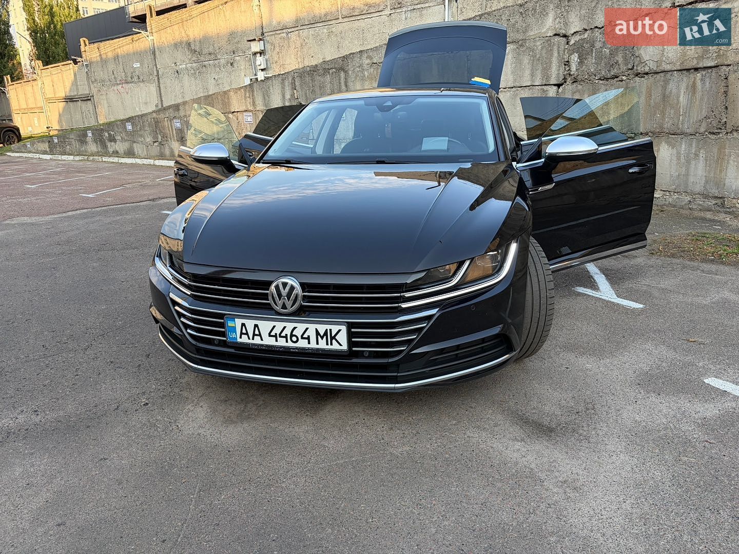 Volkswagen Arteon 2018 VIN WVWZZZ3HZJE527096 фото оголошення 28 з 37