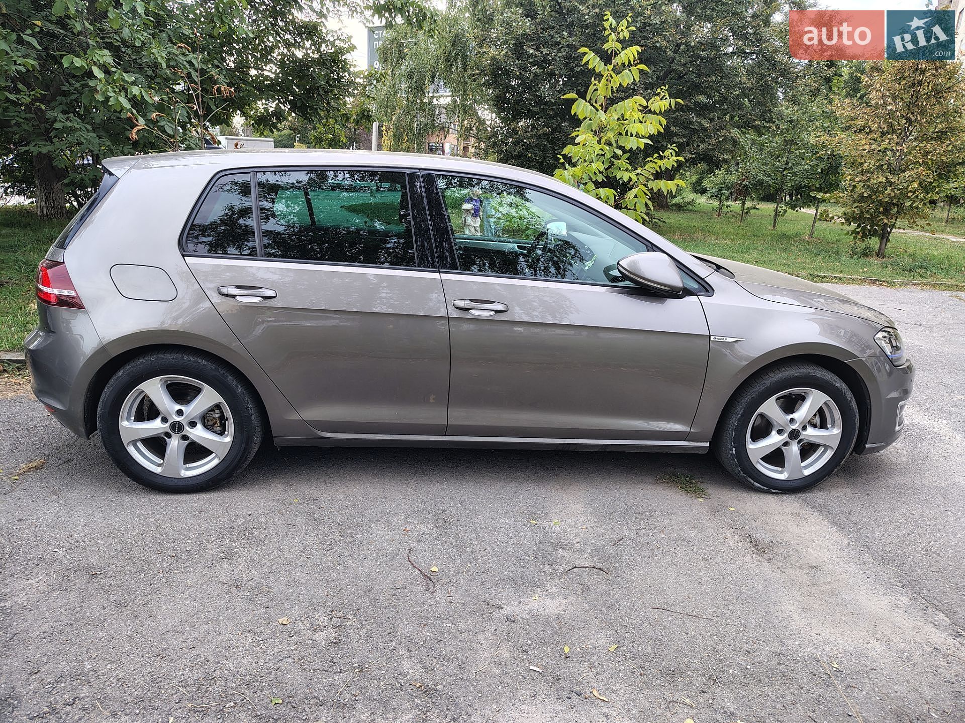Volkswagen e-Golf 2015 VIN WVWZZZAUZGW904755 фото оголошення 6 з 14