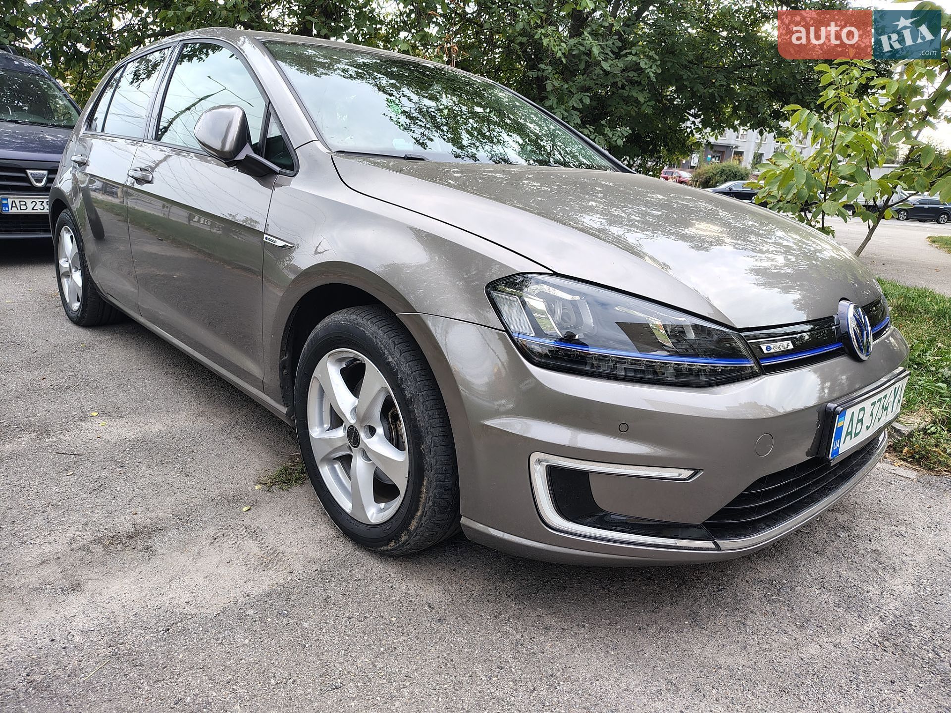 Volkswagen e-Golf 2015 VIN WVWZZZAUZGW904755 фото оголошення 5 з 14