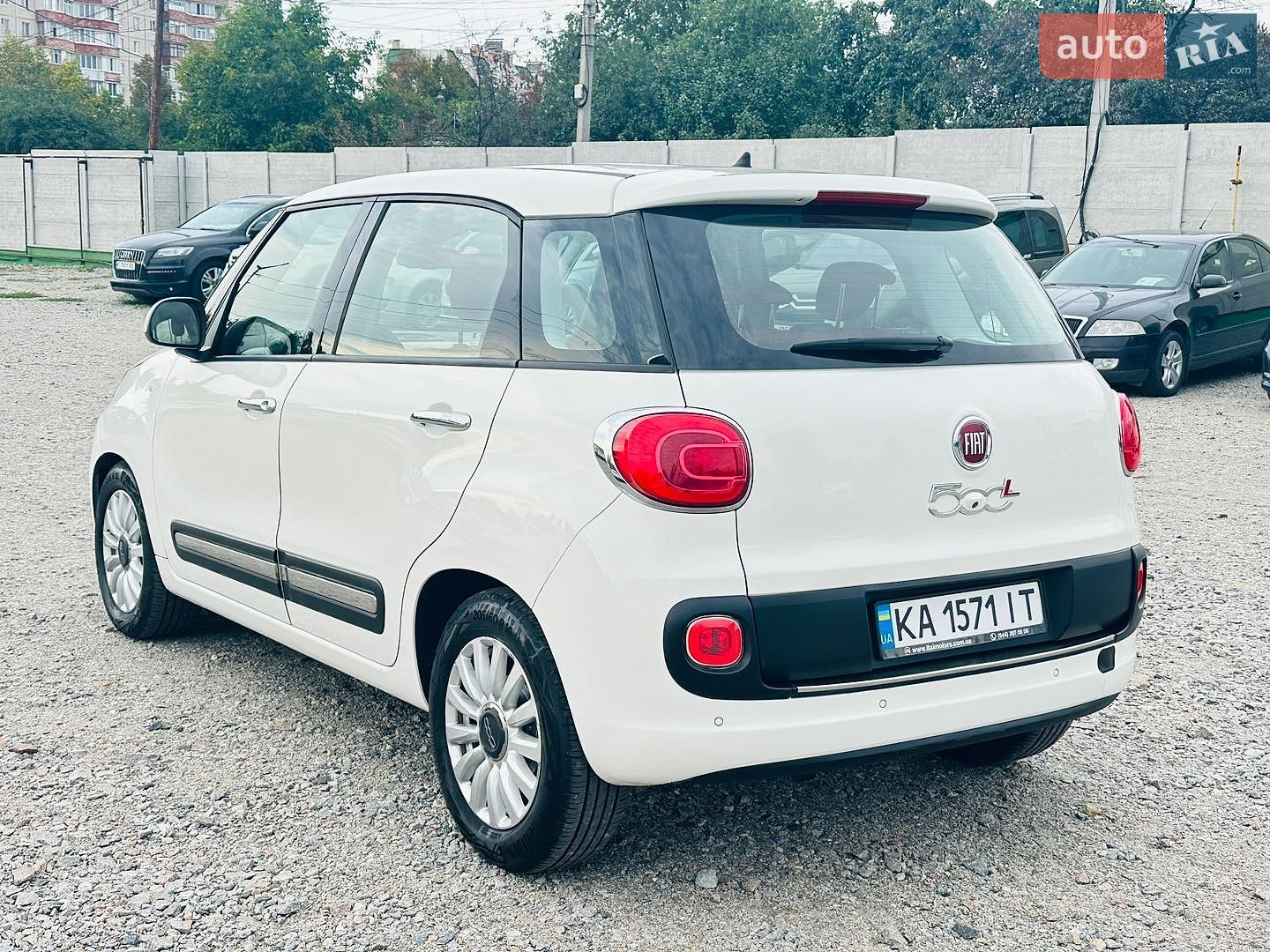 Fiat 500L 2015 VIN ZFA19900005274185 фото оголошення 3 з 27
