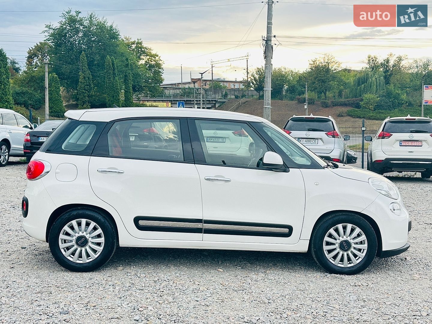 Fiat 500L 2015 VIN ZFA19900005274185 фото оголошення 6 з 27