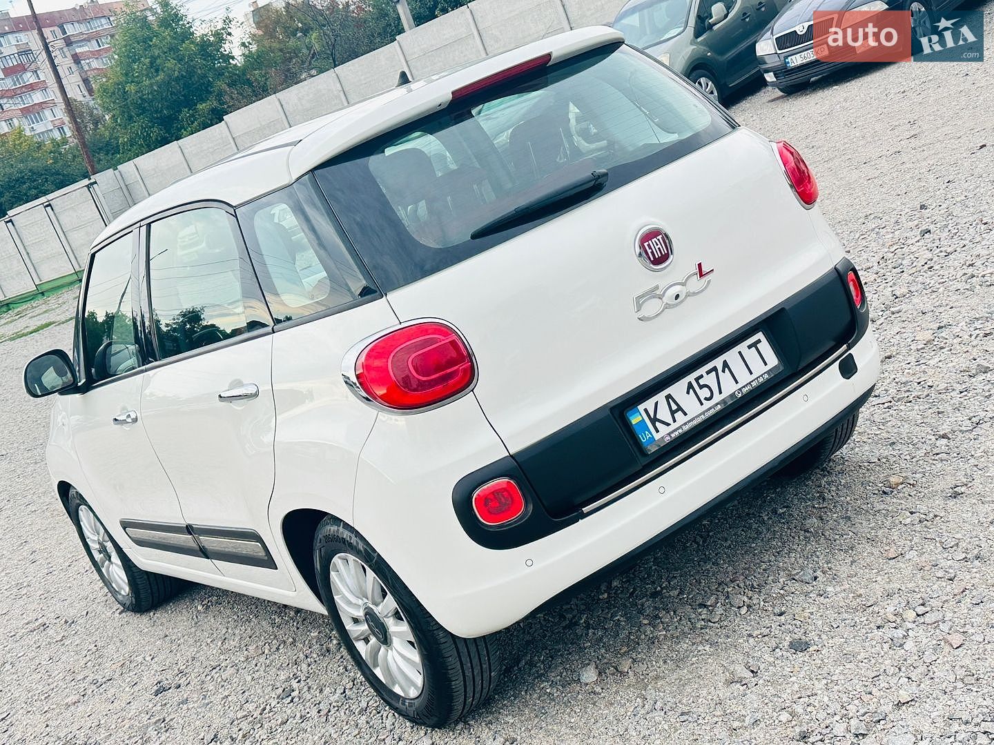 Fiat 500L 2015 VIN ZFA19900005274185 фото оголошення 9 з 27
