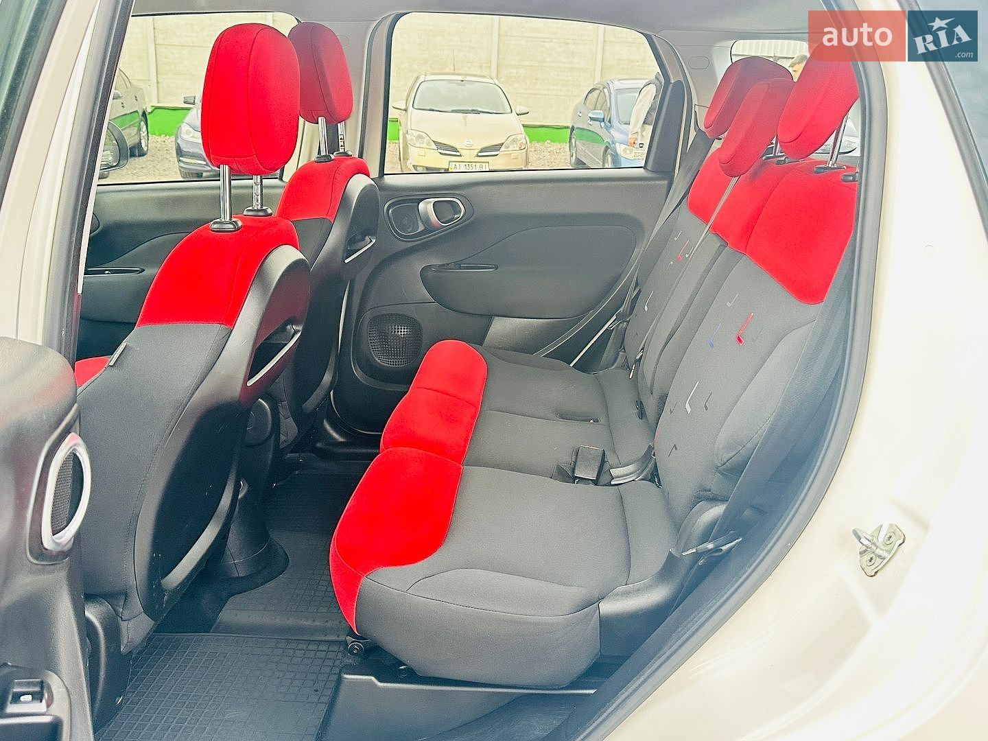 Fiat 500L 2015 VIN ZFA19900005274185 фото оголошення 16 з 27