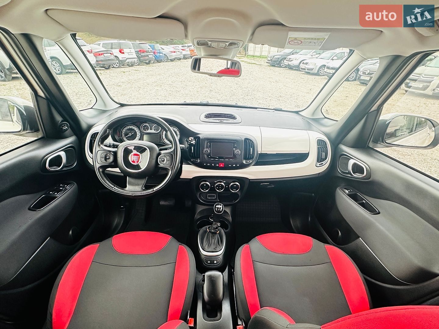 Fiat 500L 2015 VIN ZFA19900005274185 фото оголошення 17 з 27