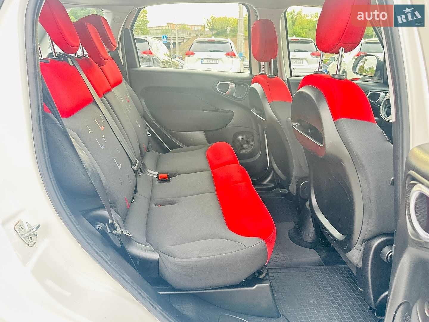 Fiat 500L 2015 VIN ZFA19900005274185 фото оголошення 20 з 27