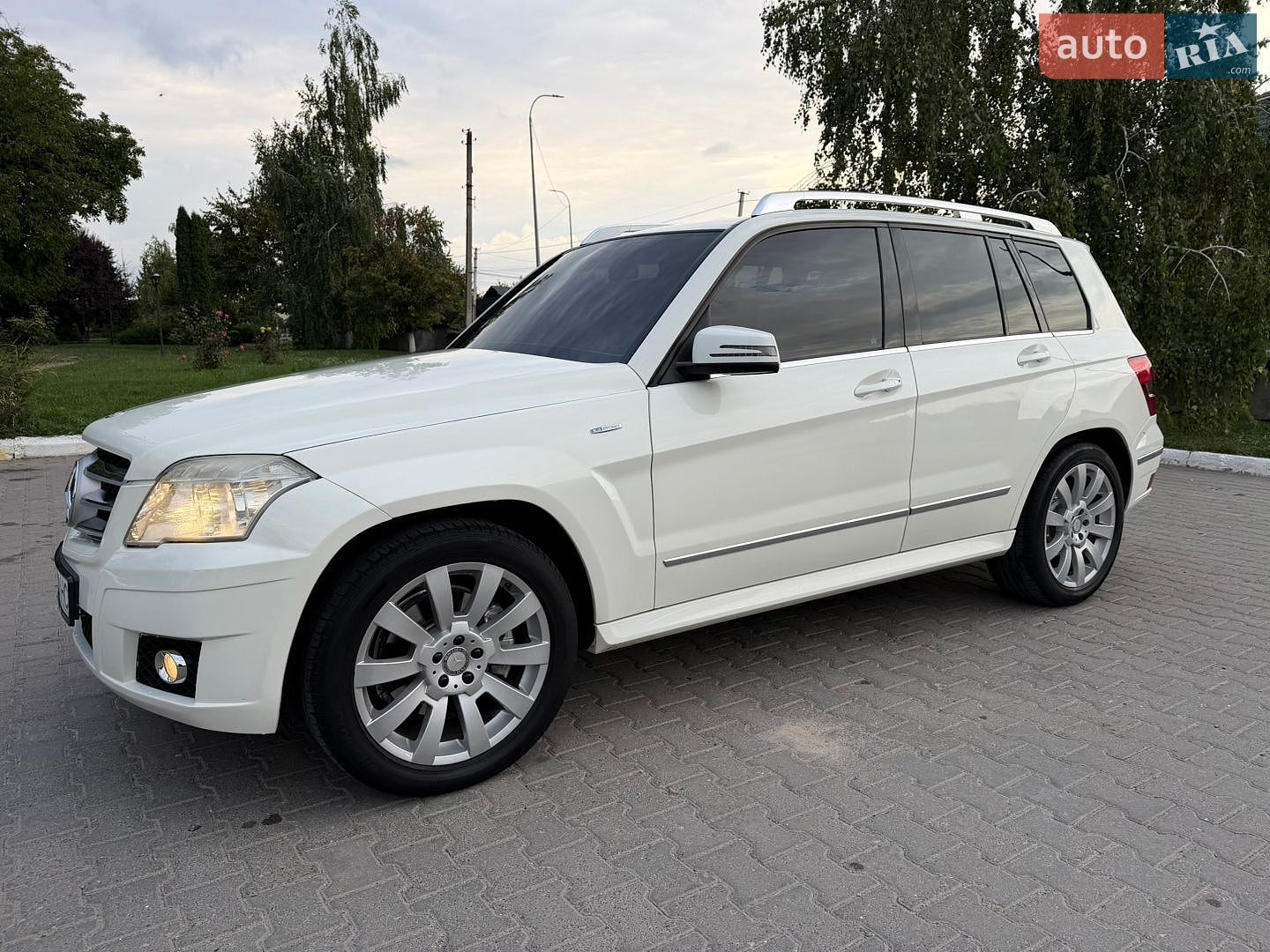 Mercedes-Benz GLK-Class 2011 VIN WDC2049841F657501 фото оголошення 7 з 37