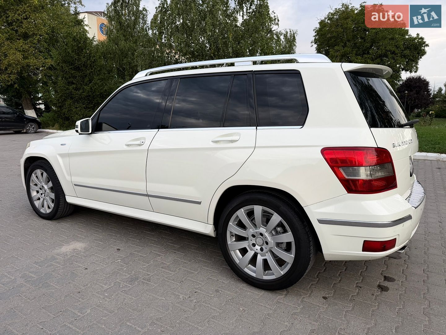 Mercedes-Benz GLK-Class 2011 VIN WDC2049841F657501 фото оголошення 9 з 37