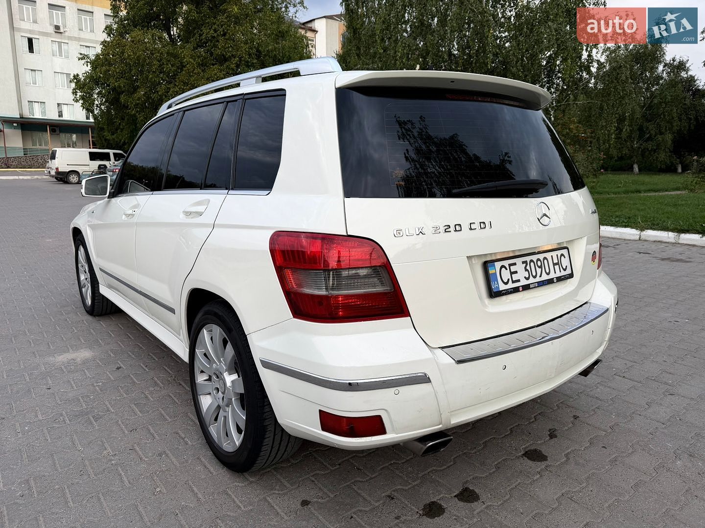 Mercedes-Benz GLK-Class 2011 VIN WDC2049841F657501 фото оголошення 10 з 37