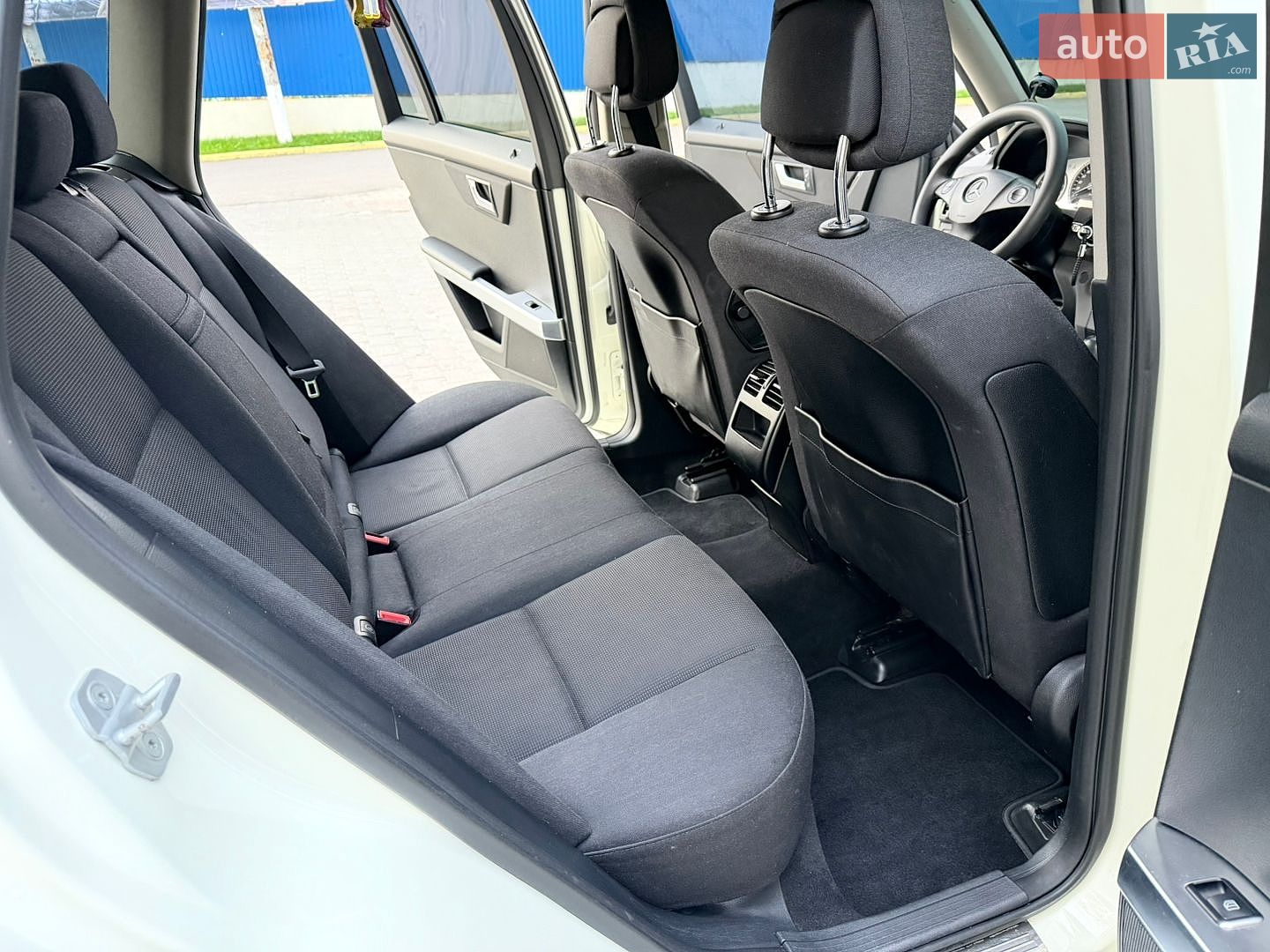 Mercedes-Benz GLK-Class 2011 VIN WDC2049841F657501 фото оголошення 23 з 37