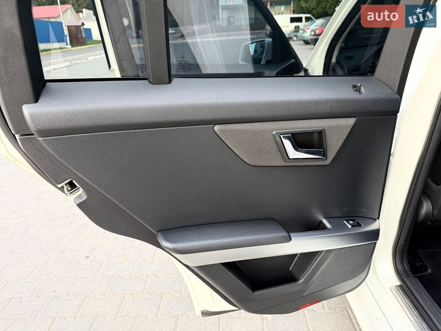 Mercedes-Benz GLK-Class 2011 VIN WDC2049841F657501 фото оголошення 26 з 37