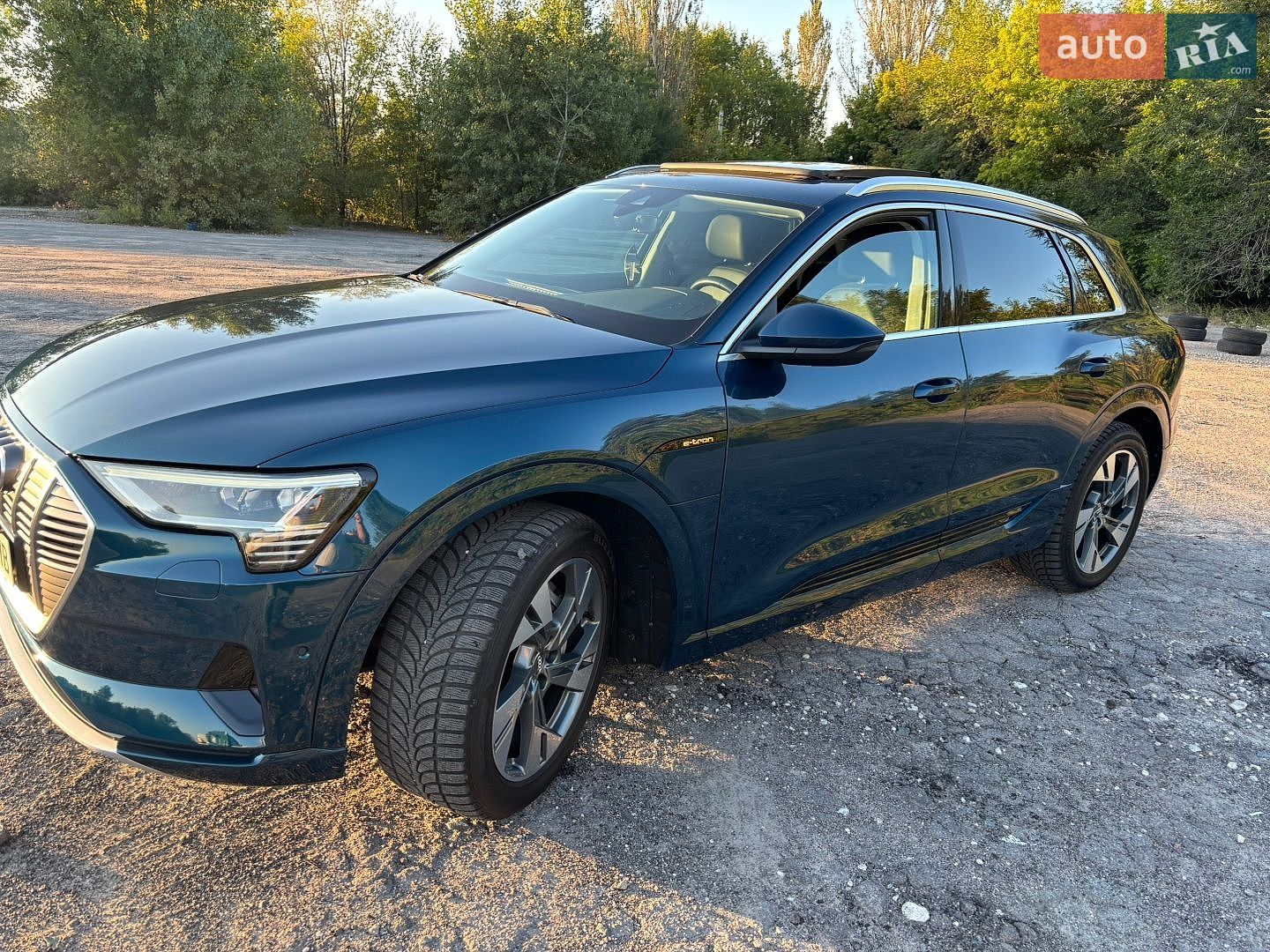 Audi e-tron 2019 VIN WAUZZZGE5LB016512 фото оголошення 127 з 130