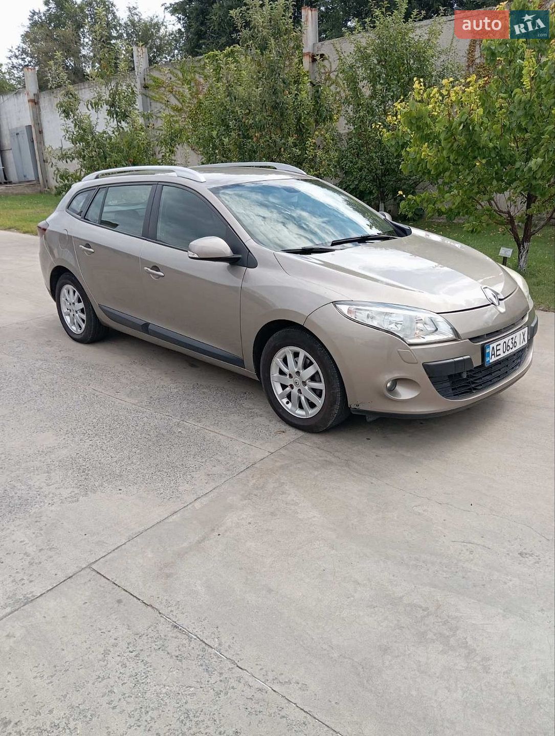 Renault Megane 2010 VIN VF1KZ1A0544323387 фото оголошення 2 з 17