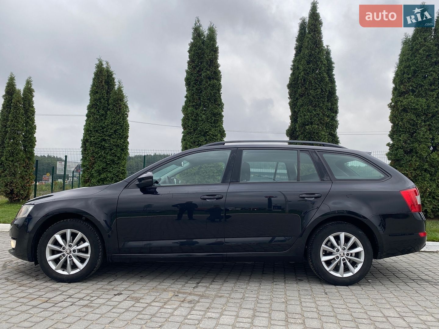 Skoda Octavia 2016 VIN TMBJG7NE6G0210884 фото оголошення 13 з 103