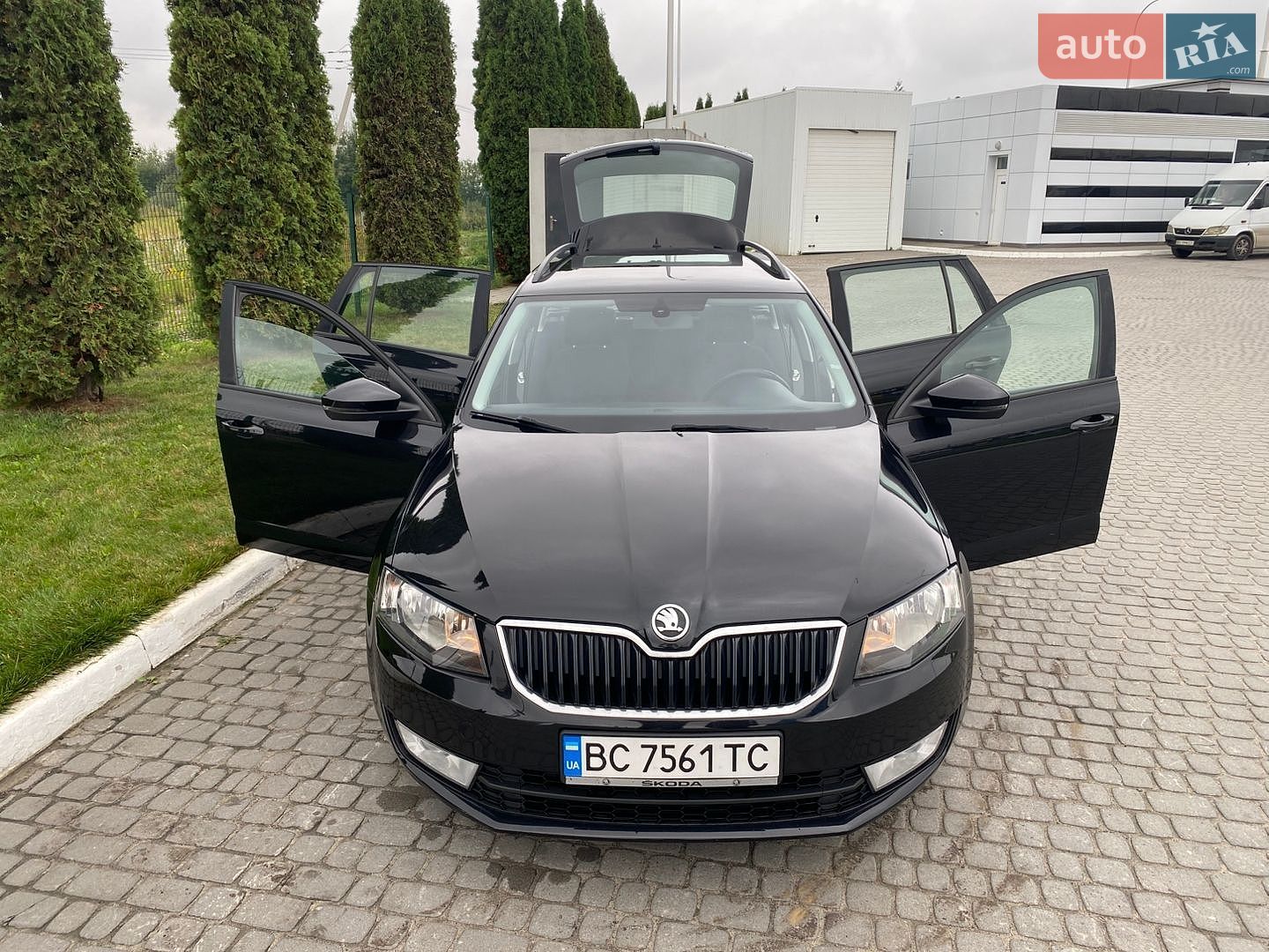 Skoda Octavia 2016 VIN TMBJG7NE6G0210884 фото оголошення 15 з 103