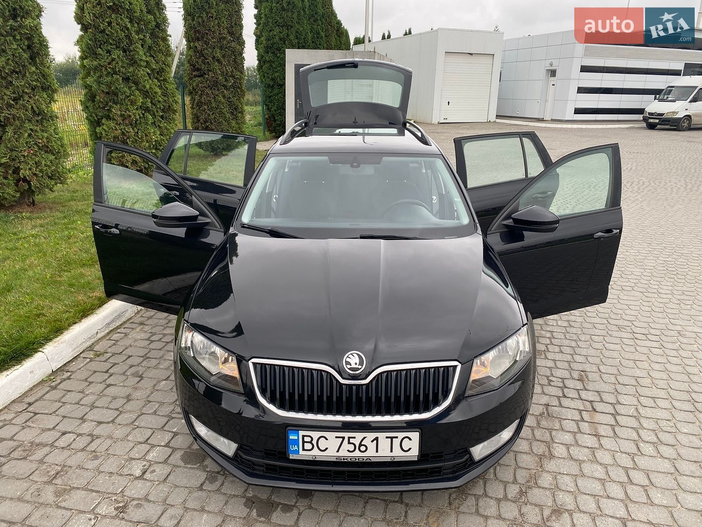 Skoda Octavia 2016 VIN TMBJG7NE6G0210884 фото оголошення 19 з 103