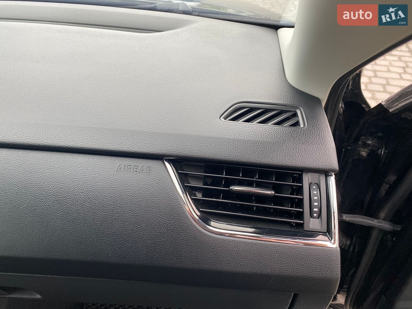Skoda Octavia 2016 VIN TMBJG7NE6G0210884 фото оголошення 91 з 103