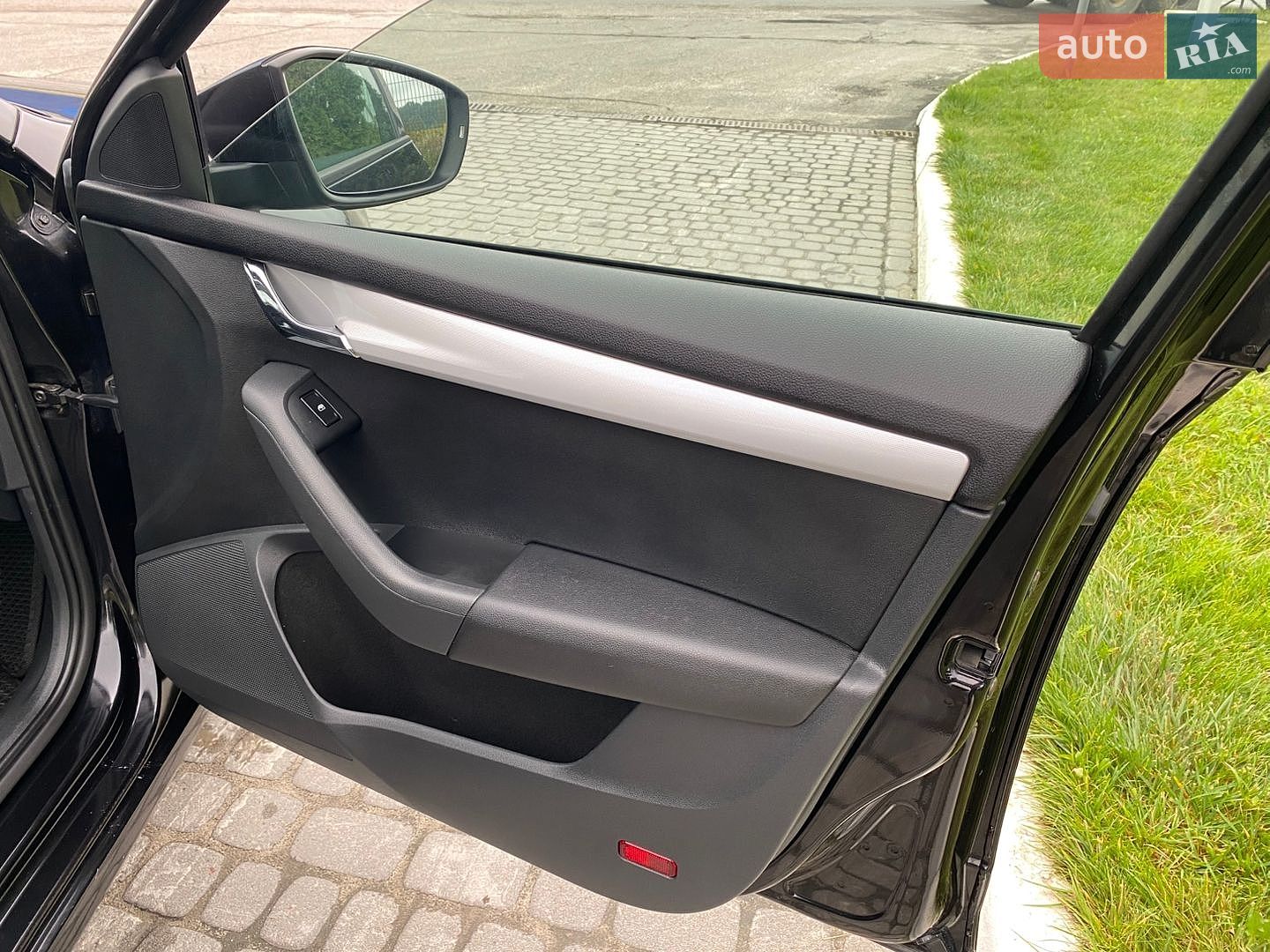 Skoda Octavia 2016 VIN TMBJG7NE6G0210884 фото оголошення 96 з 103