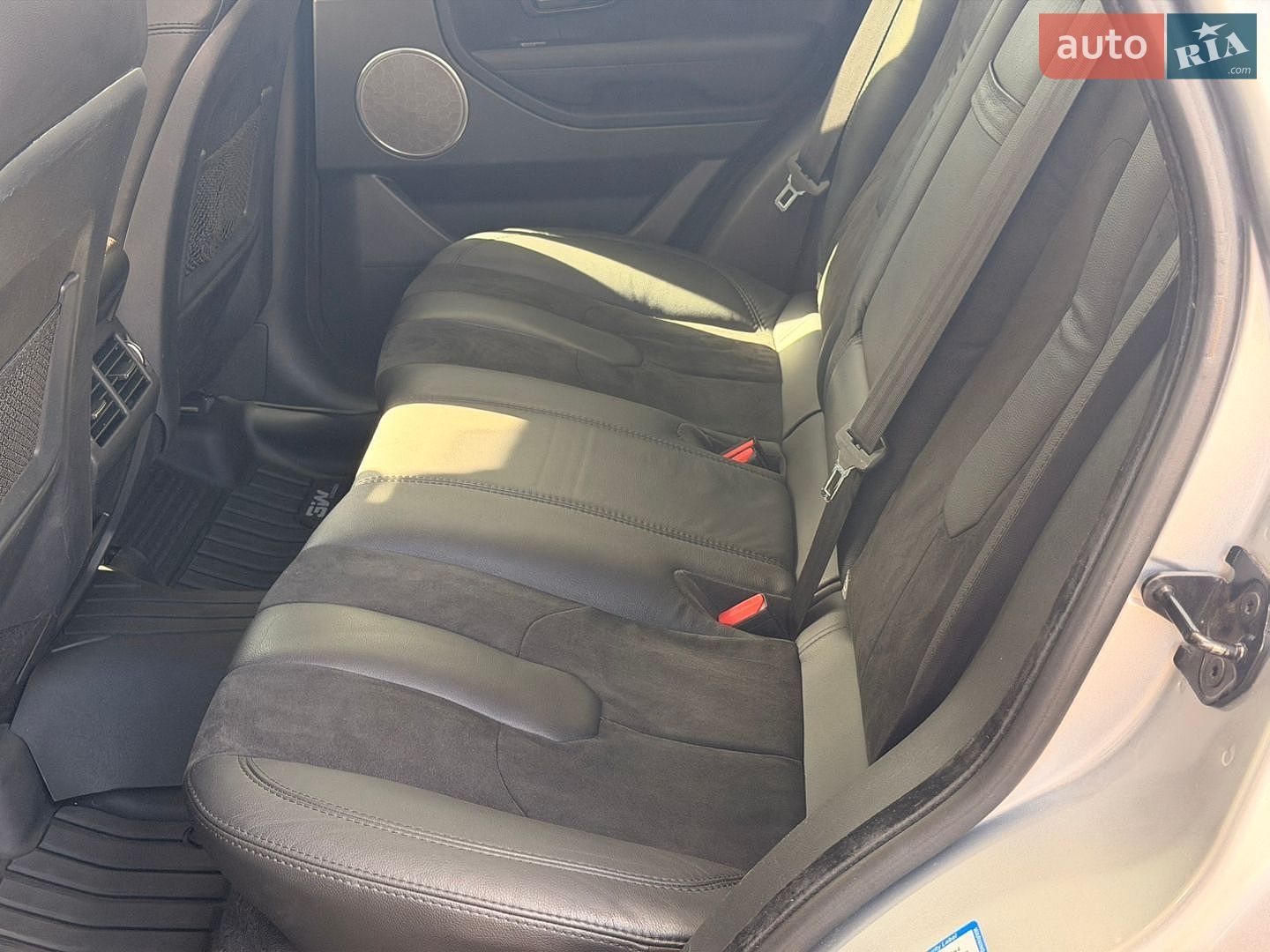 Land Rover Range Rover Evoque 2012 VIN SALVN2BG4DH733326 фото оголошення 30 з 31