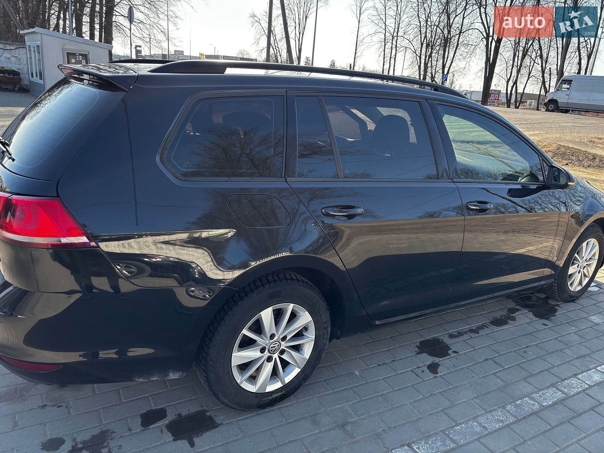 Volkswagen Golf 2016 VIN WVWZZZAUZHP531886 фото оголошення 2 з 14
