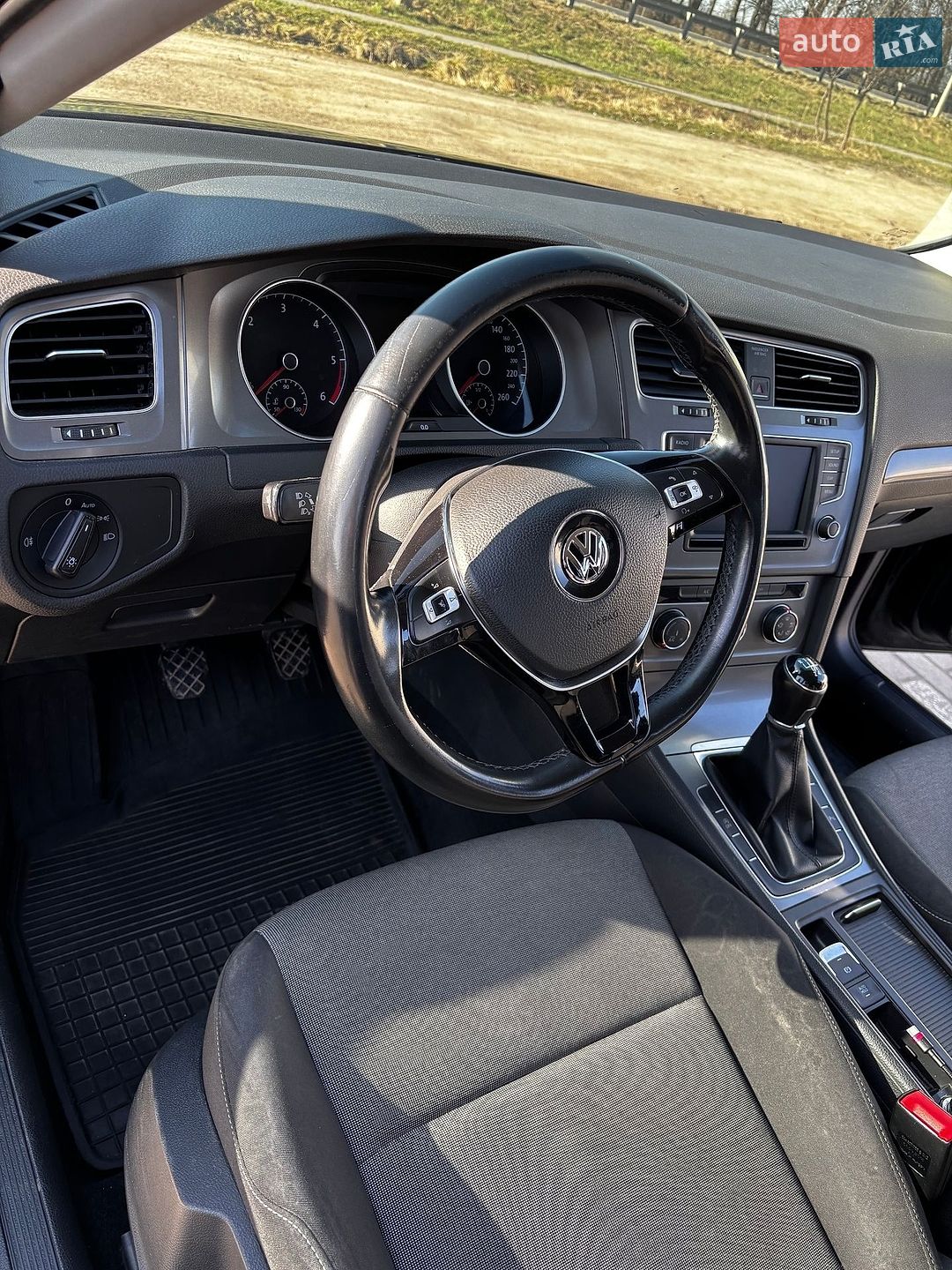 Volkswagen Golf 2016 VIN WVWZZZAUZHP531886 фото оголошення 8 з 14