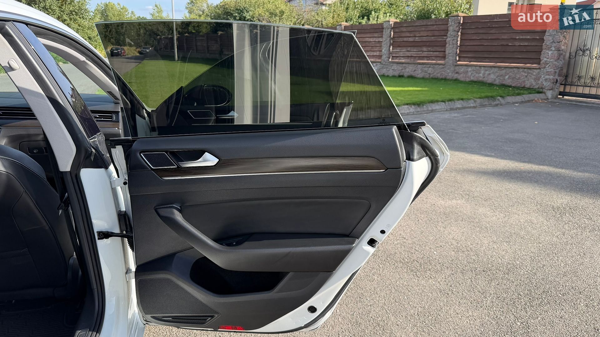 Volkswagen Arteon 2020 VIN WVWCR7AN2LE016052 фото оголошення 14 з 47