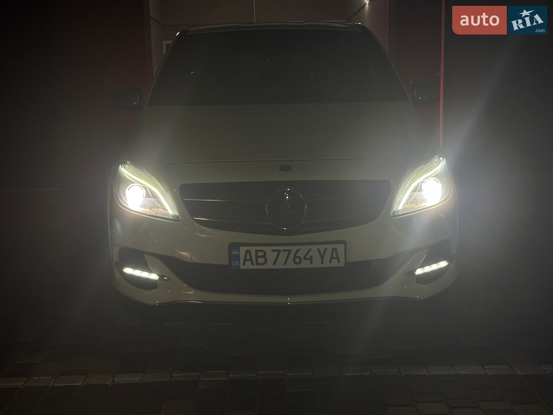 Mercedes-Benz B-Class 2015 VIN WDD2428901J008607 фото оголошення 33 з 50