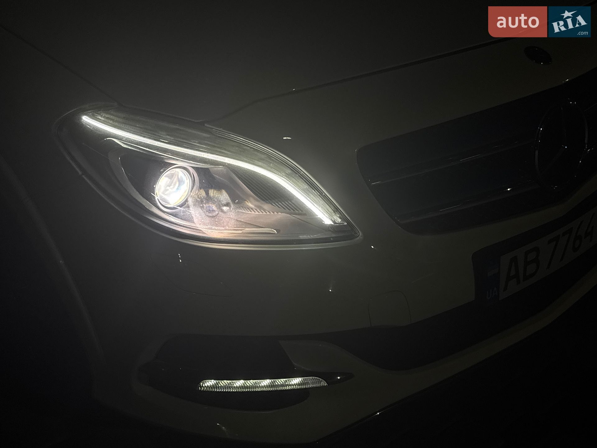 Mercedes-Benz B-Class 2015 VIN WDD2428901J008607 фото оголошення 44 з 50