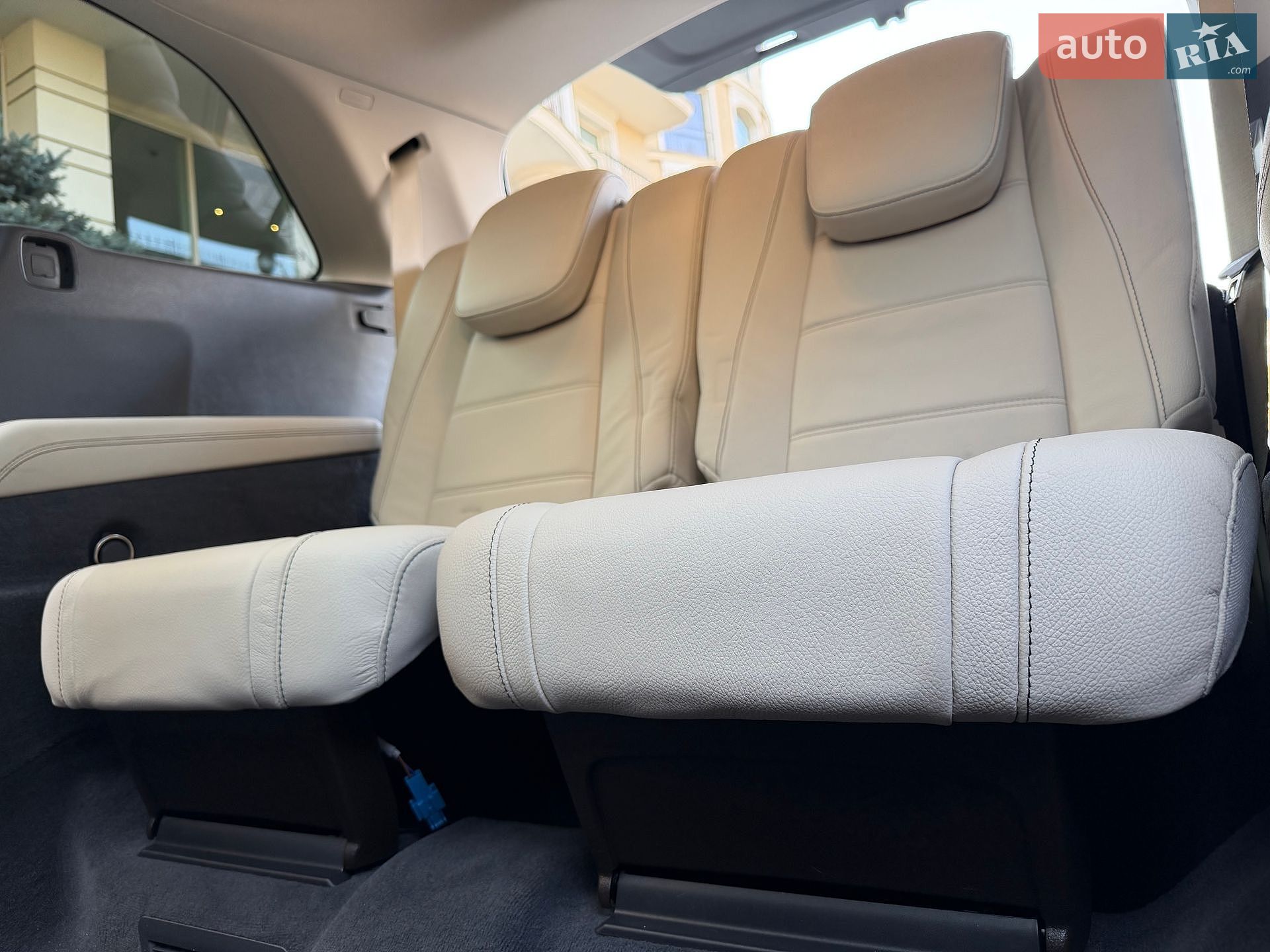 Mercedes-Benz GLS-Class 2019 VIN W1N1679211A156697 фото оголошення 10 з 107