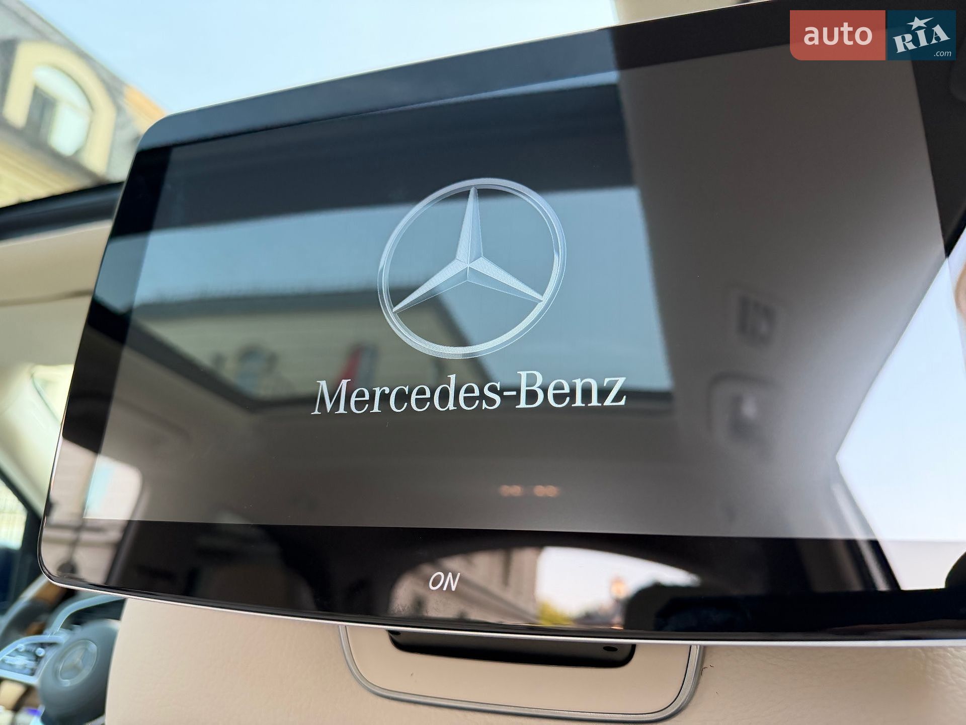 Mercedes-Benz GLS-Class 2019 VIN W1N1679211A156697 фото оголошення 14 з 107