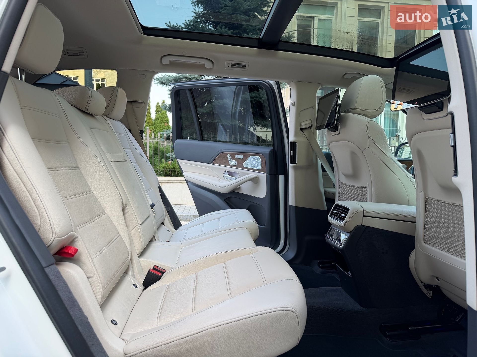 Mercedes-Benz GLS-Class 2019 VIN W1N1679211A156697 фото оголошення 22 з 107