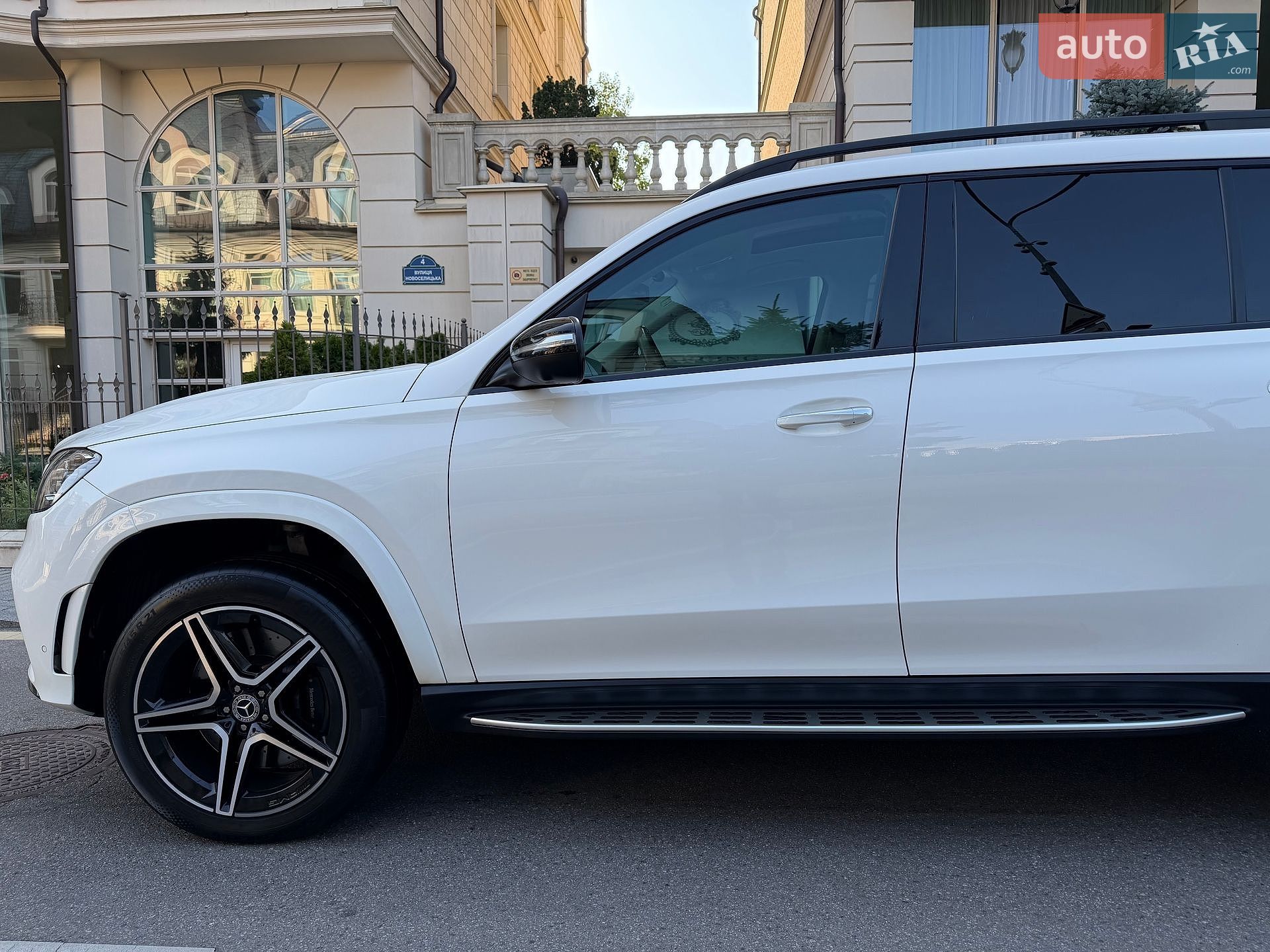Mercedes-Benz GLS-Class 2019 VIN W1N1679211A156697 фото оголошення 78 з 107