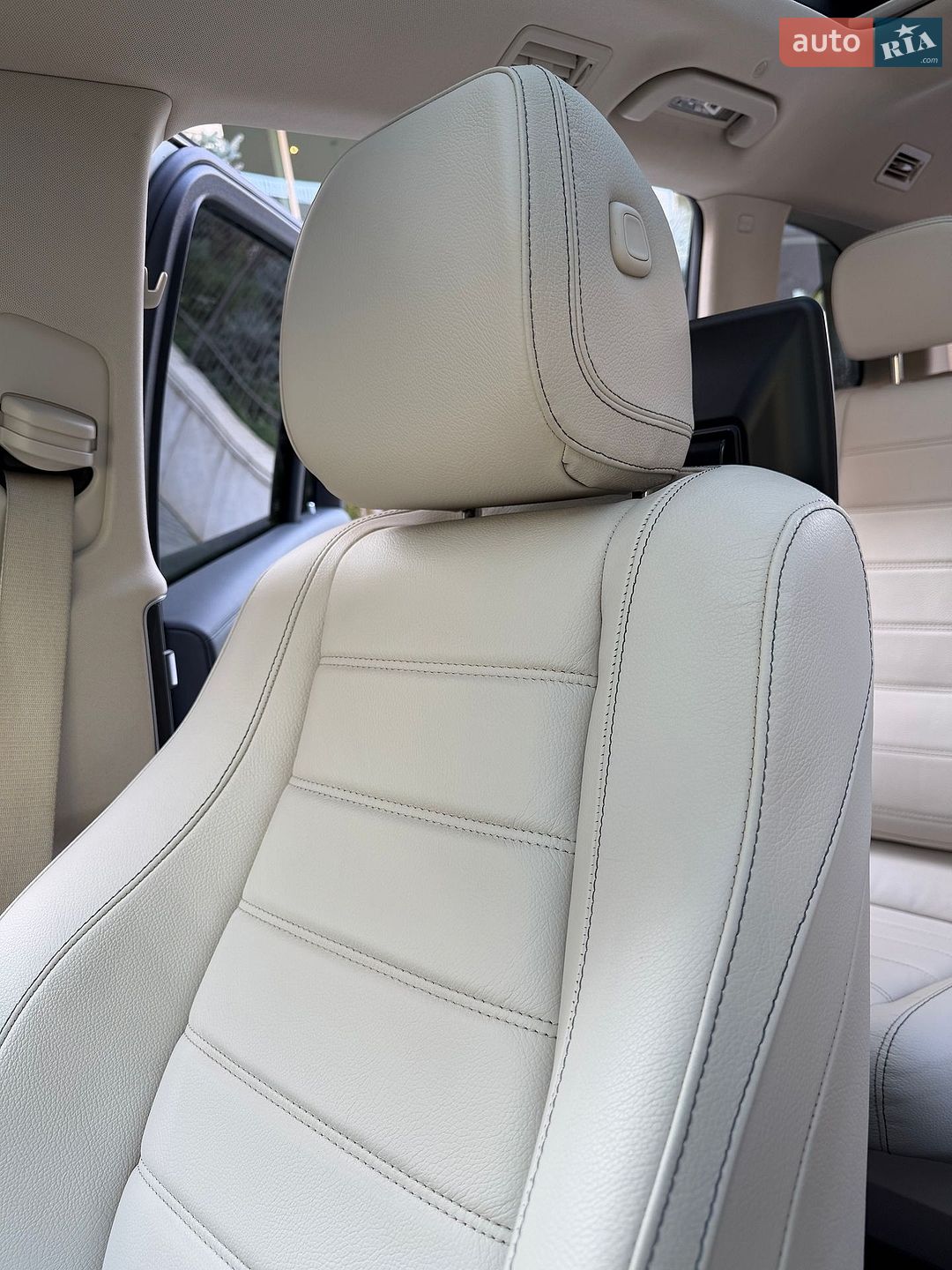 Mercedes-Benz GLS-Class 2019 VIN W1N1679211A156697 фото оголошення 96 з 107