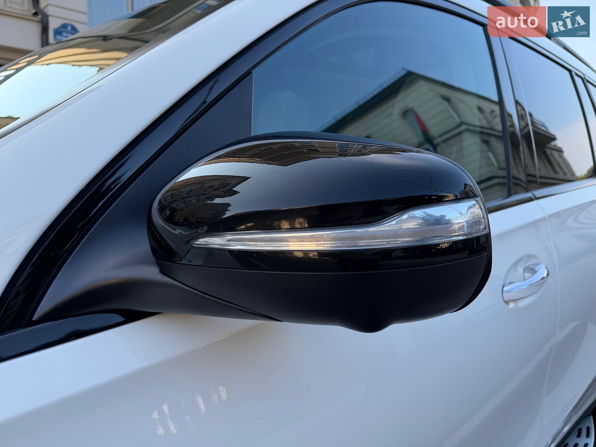 Mercedes-Benz GLS-Class 2019 VIN W1N1679211A156697 фото оголошення 9 з 99