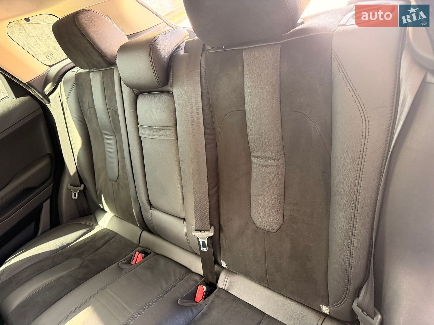 Land Rover Range Rover Evoque 2012 VIN SALVN2BG4DH733326 фото оголошення 28 з 38