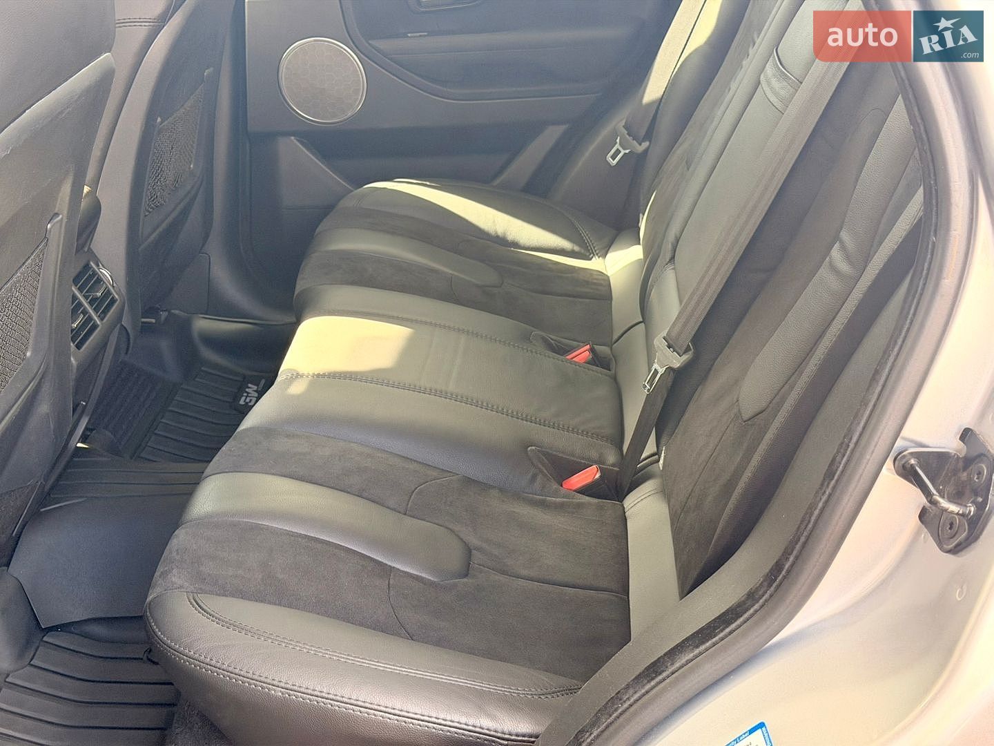 Land Rover Range Rover Evoque 2012 VIN SALVN2BG4DH733326 фото оголошення 27 з 38