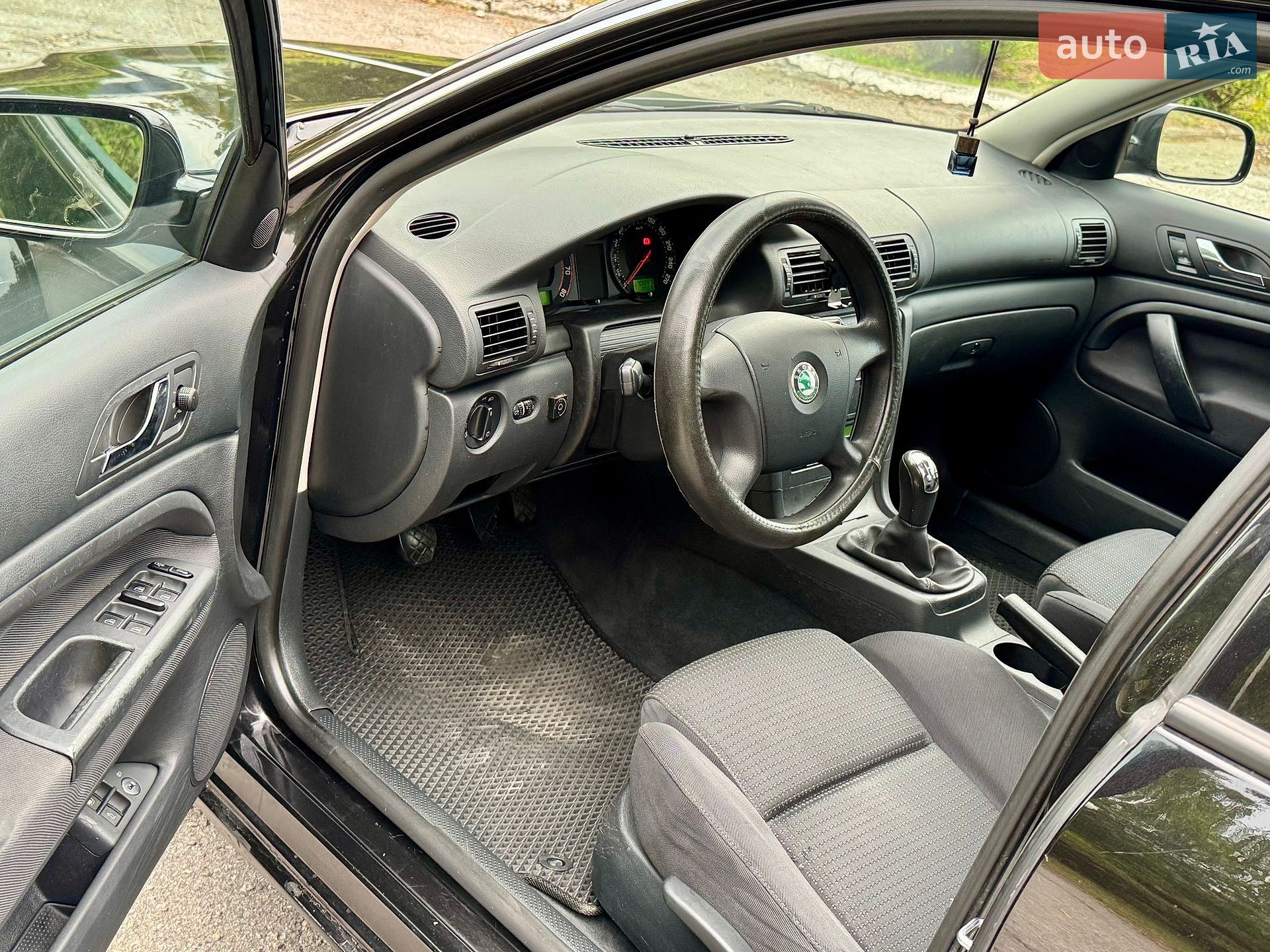 Skoda Superb 2006 VIN TMBDL23U16B047926 фото оголошення 16 з 34