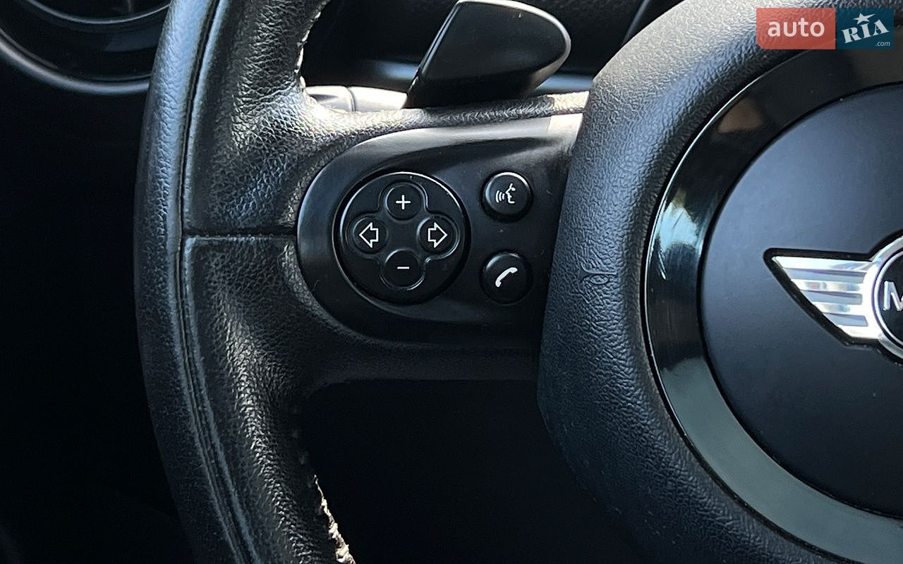 MINI Countryman 2014 VIN WMWZC5C53EWP36399 фото оголошення 12 з 24