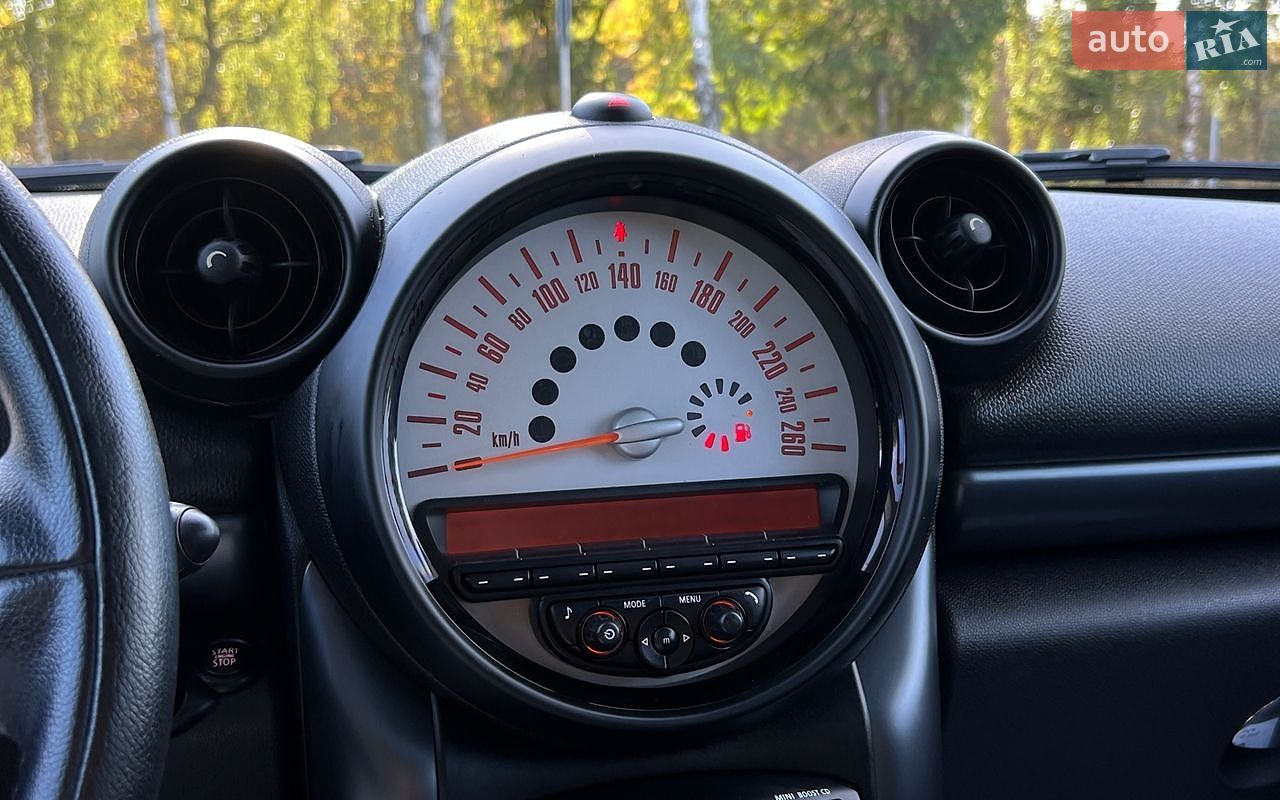MINI Countryman 2014 VIN WMWZC5C53EWP36399 фото оголошення 17 з 24