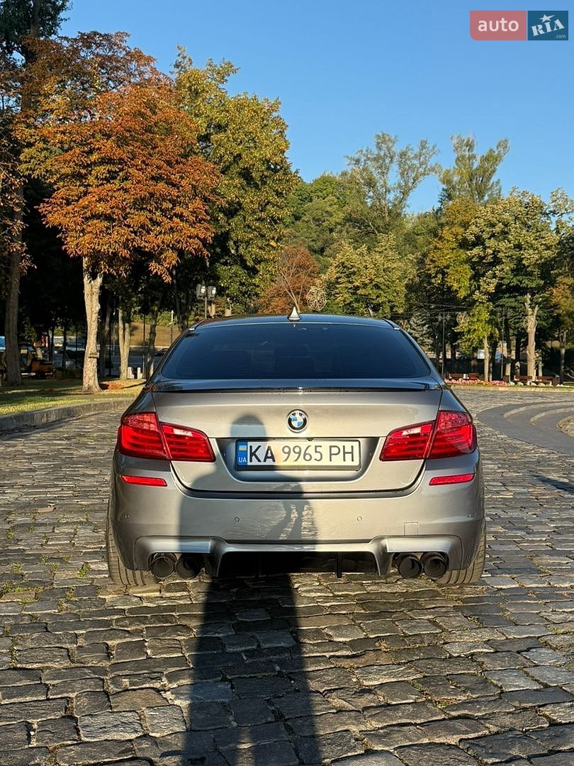 BMW 5 Series 2013 VIN WBA5B3C58ED533140 фото оголошення 9 з 36