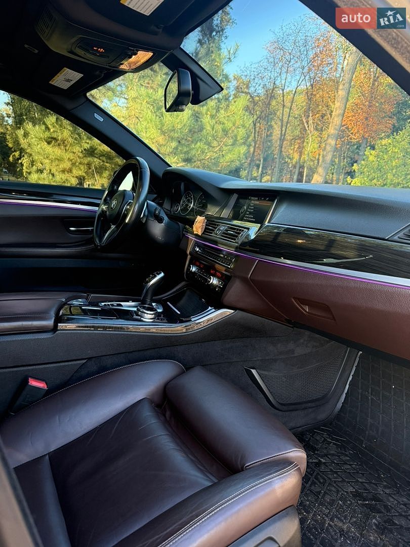 BMW 5 Series 2013 VIN WBA5B3C58ED533140 фото оголошення 13 з 36
