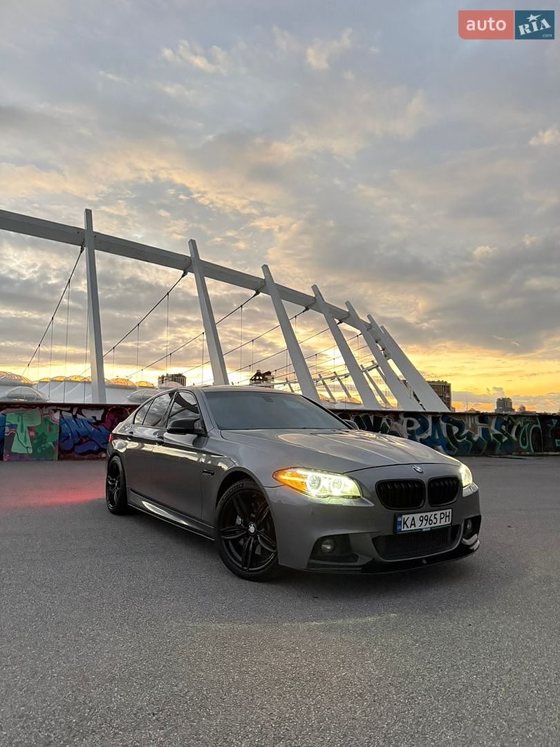 BMW 5 Series 2013 VIN WBA5B3C58ED533140 фото оголошення 32 з 36