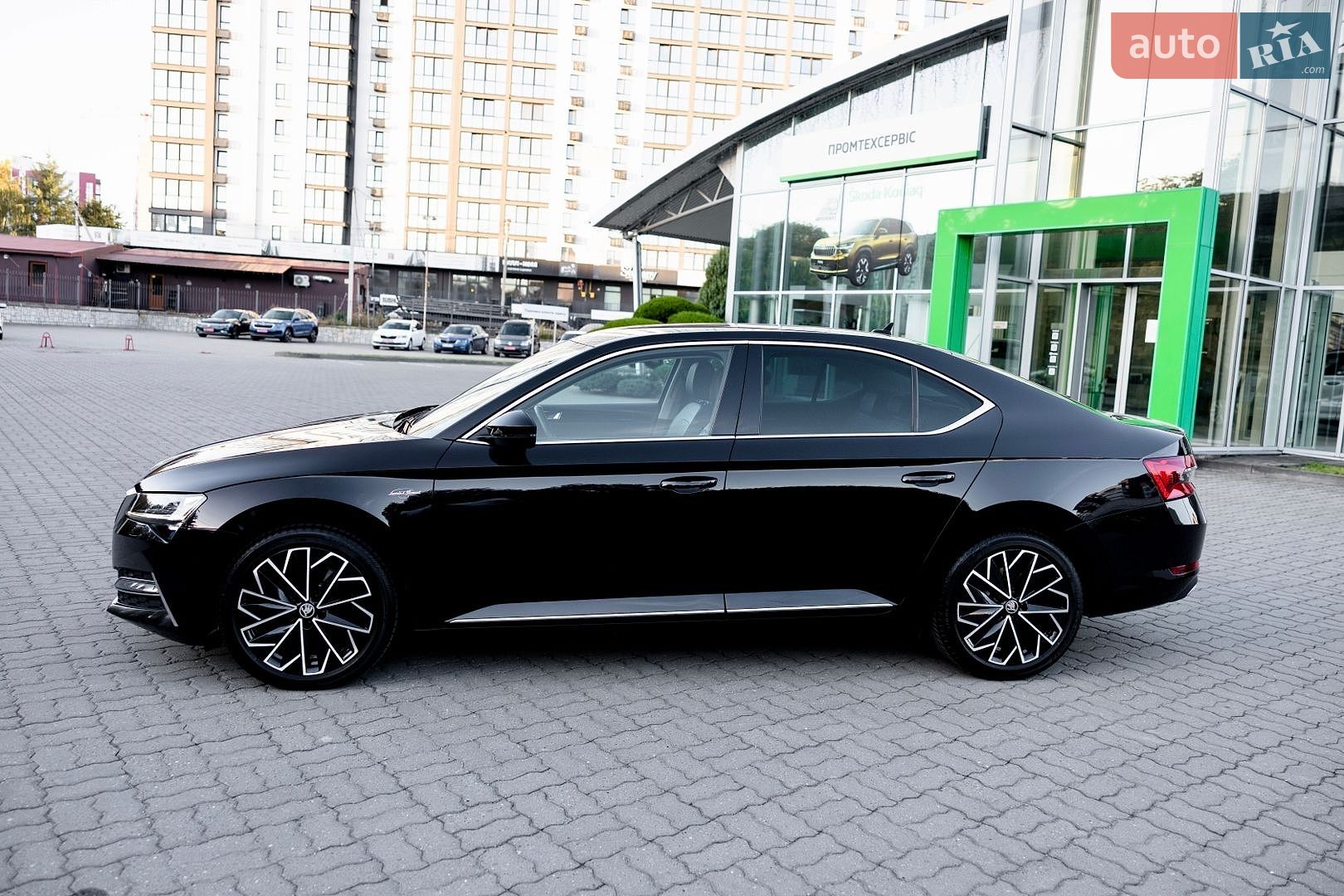 Skoda Superb 2021 VIN TMBCR7NP2M7079315 фото оголошення 5 з 118