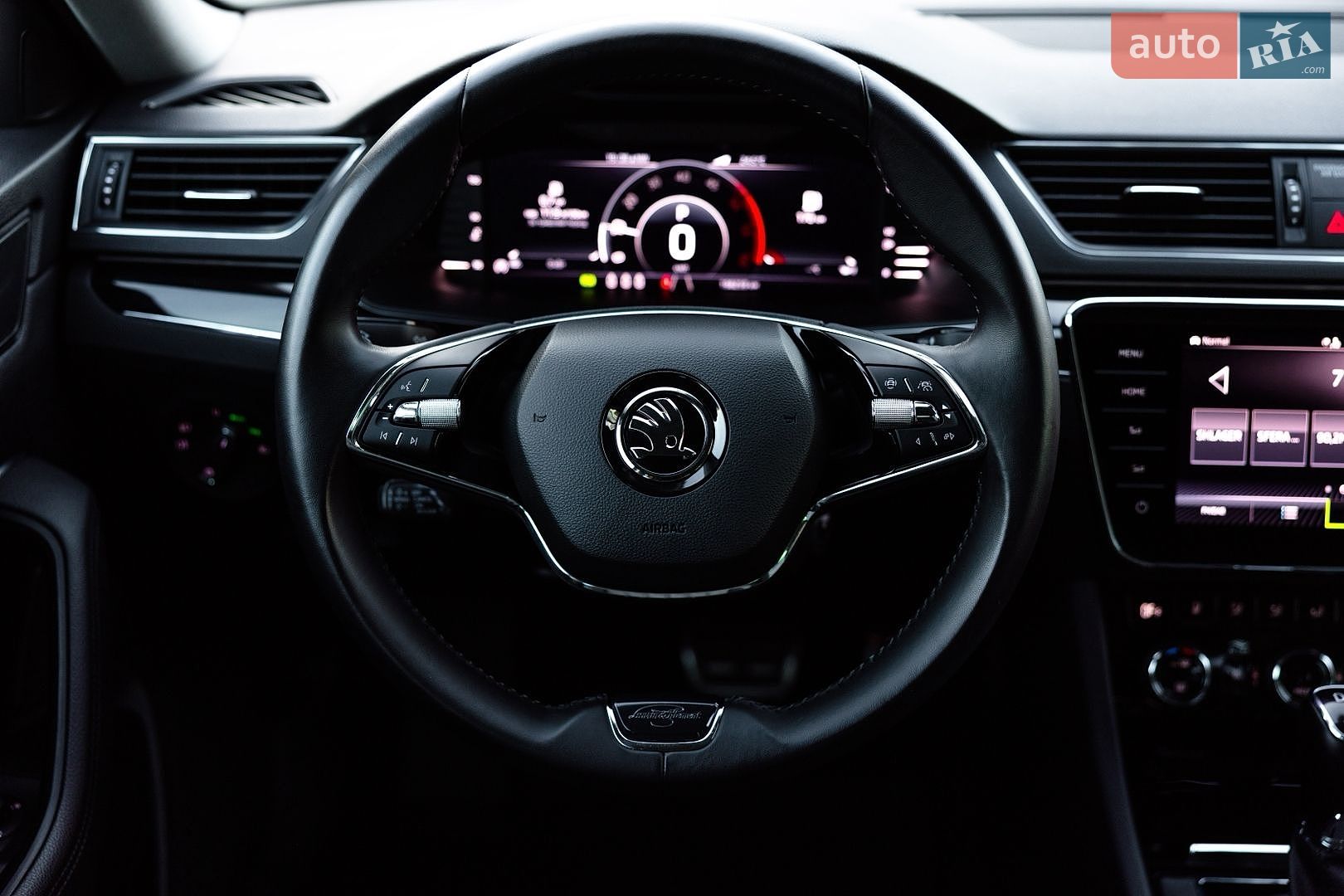 Skoda Superb 2021 VIN TMBCR7NP2M7079315 фото оголошення 28 з 118