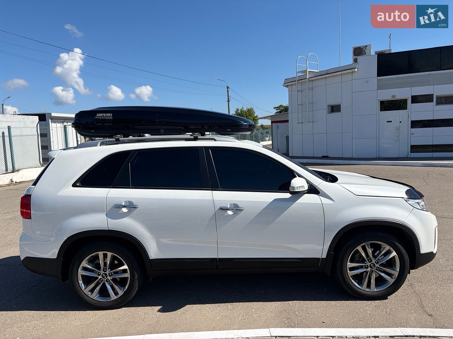Kia Sorento 2013 VIN KNAKW815BEA472138 фото оголошення 4 з 22