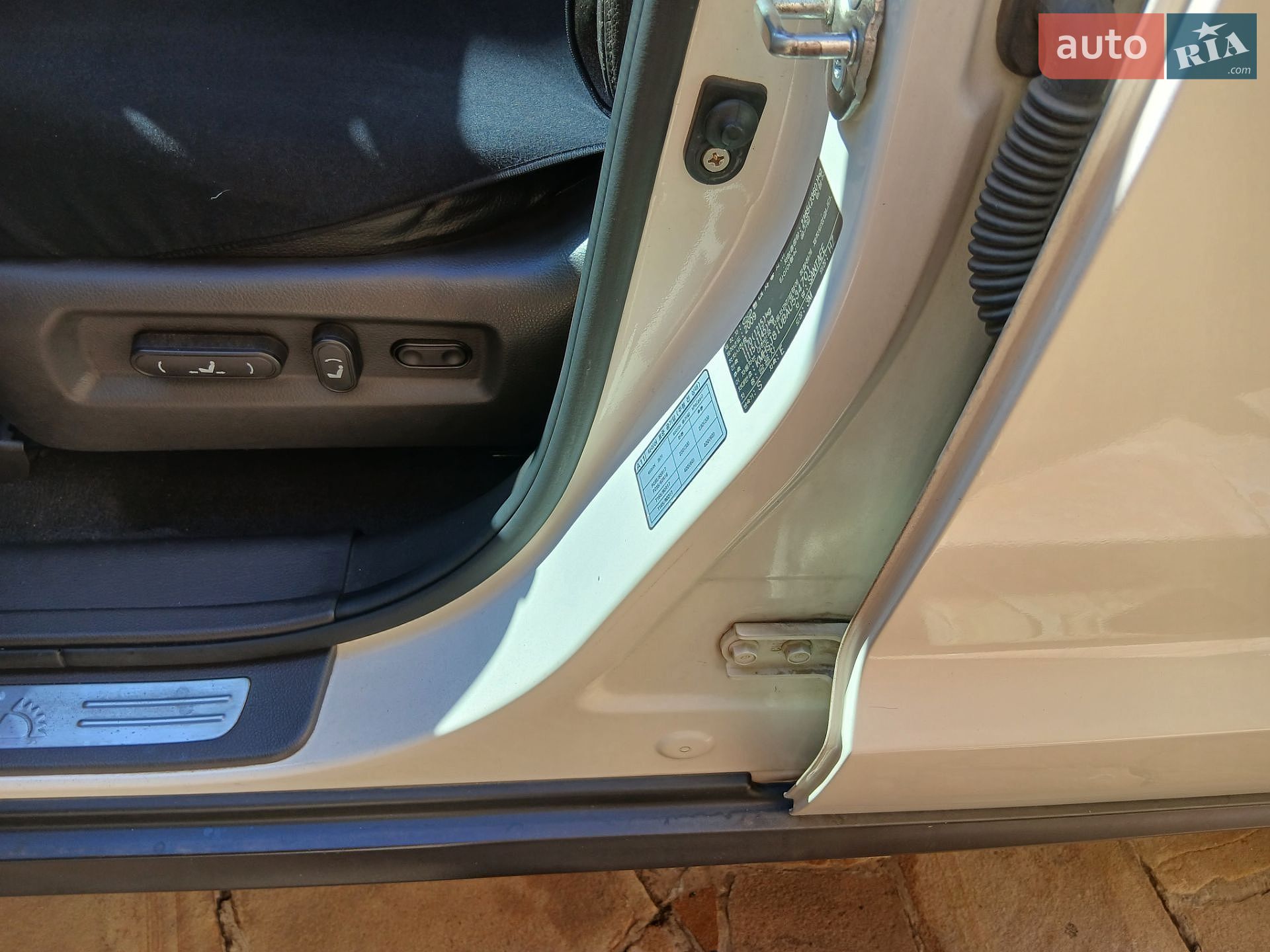 Hyundai Santa FE 2009 VIN KMHSJ81UBAU534701 фото оголошення 30 з 33