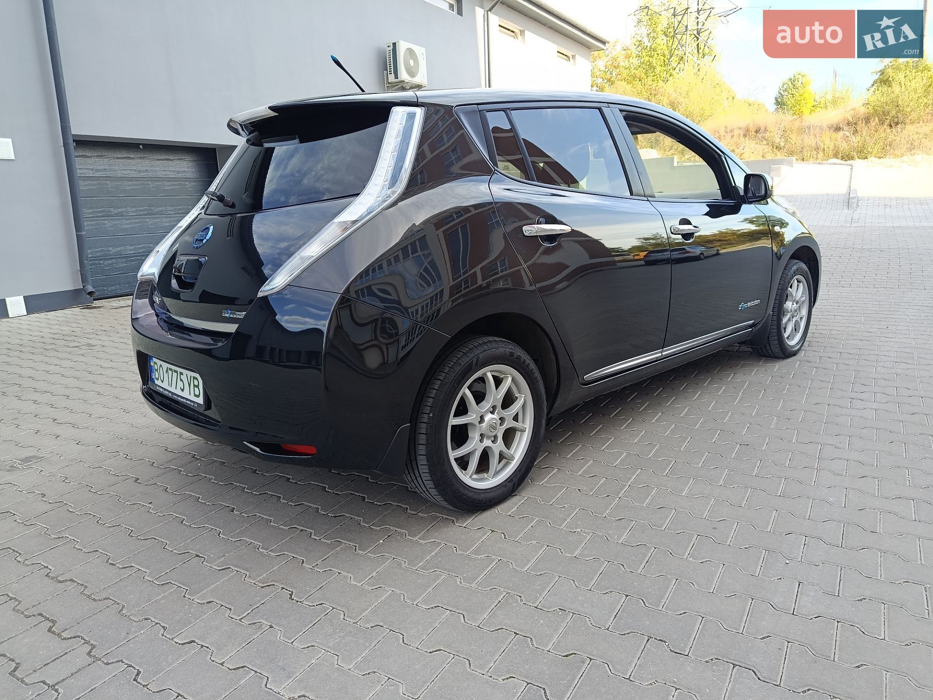 Nissan Leaf 2014 VIN SJNFAAZE0U6010303 фото оголошення 4 з 18